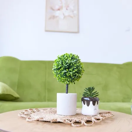 Stan Na Dan-studio 10 Centar Bosanska Gradiska