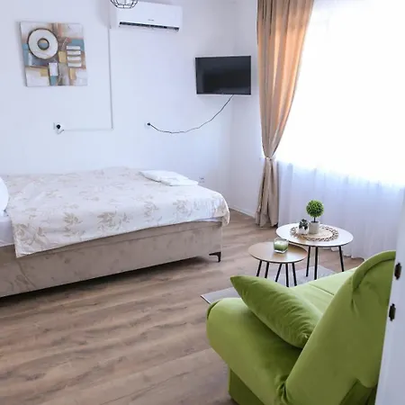 Stan Na Dan-studio 10 Centar Apartment